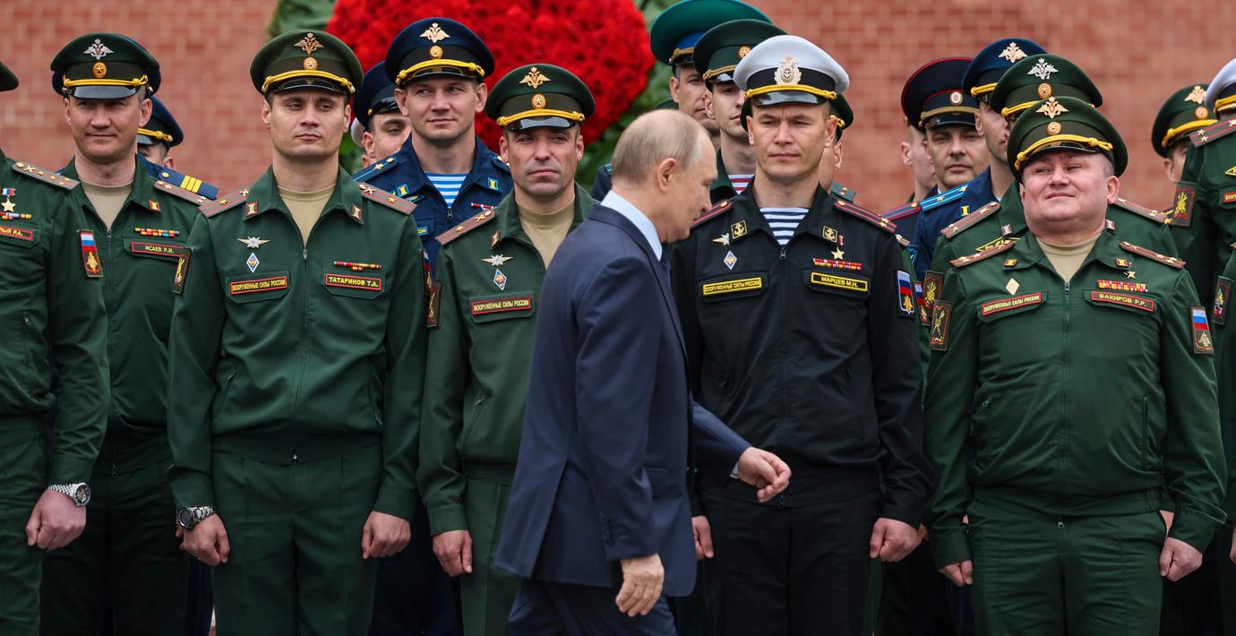 Putin bygger reservarmé för möjlig Natokonfrontation
