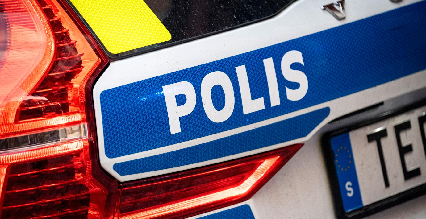 Skottlossning mot port i centrala Stockholm