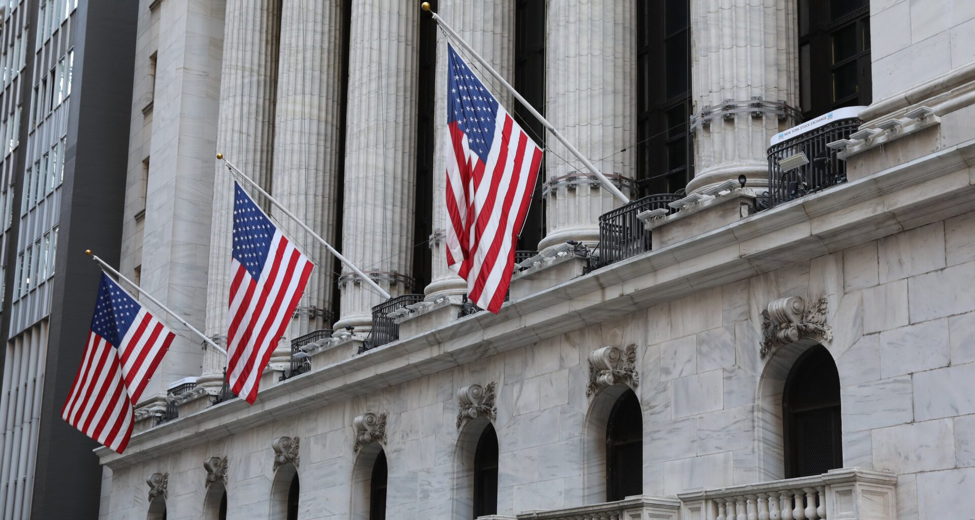 Hur går USA-börserna idag? Följ utvecklingen på Wall Street här