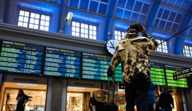 Dubbla signalfel stoppade tågen i Stockholm
