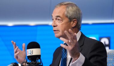 Reform rusar – Farage på väg att bli premiärminister
