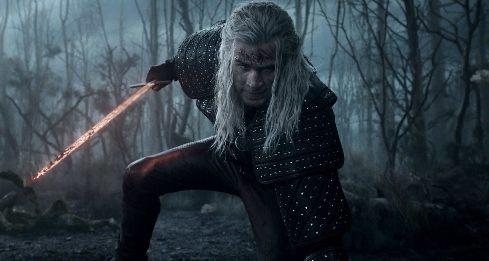 Liam Hemsworth tar över som Geralt.