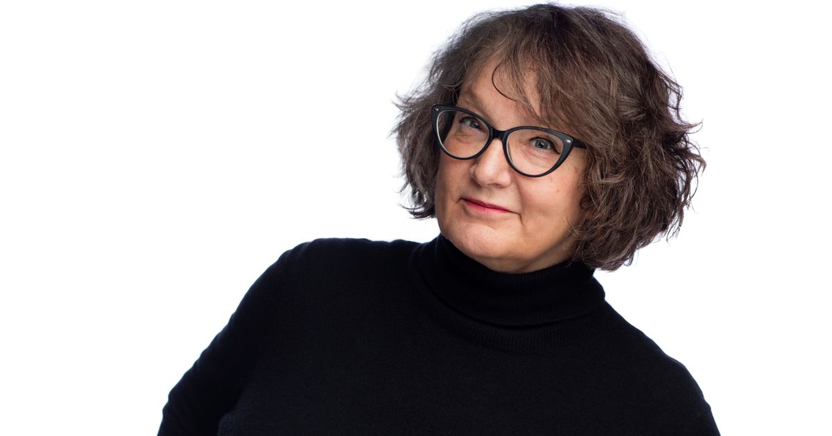 ”Döda trakten/kvinnor i revolt” av Monika Fagerholm