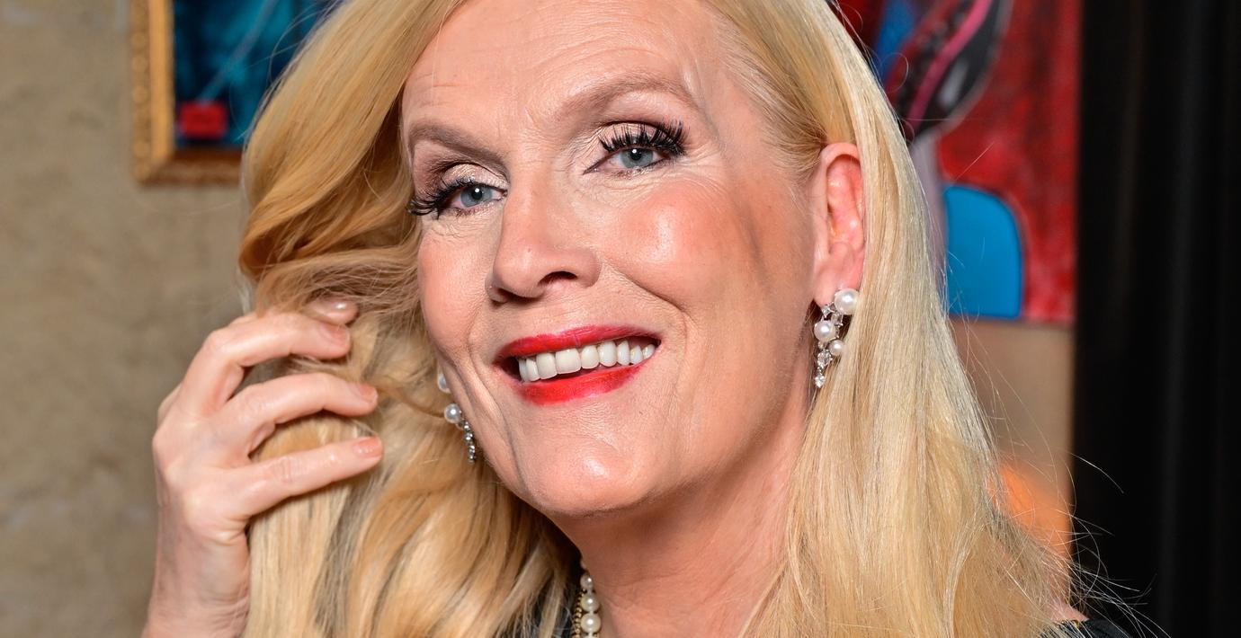 Gunilla Persson dejtar män i Norge: ”Vill ha någon rik”