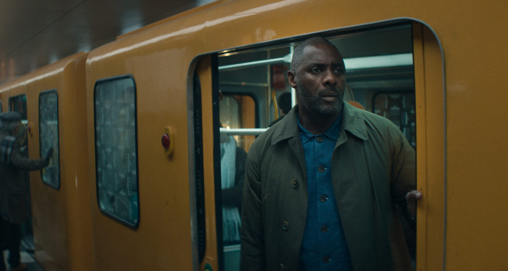 Terrordrama på tunnelbanan när "Hijack" återvänder med säsong 2