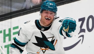 Carl Grundström trejdad från San Jose Sharks | NHL