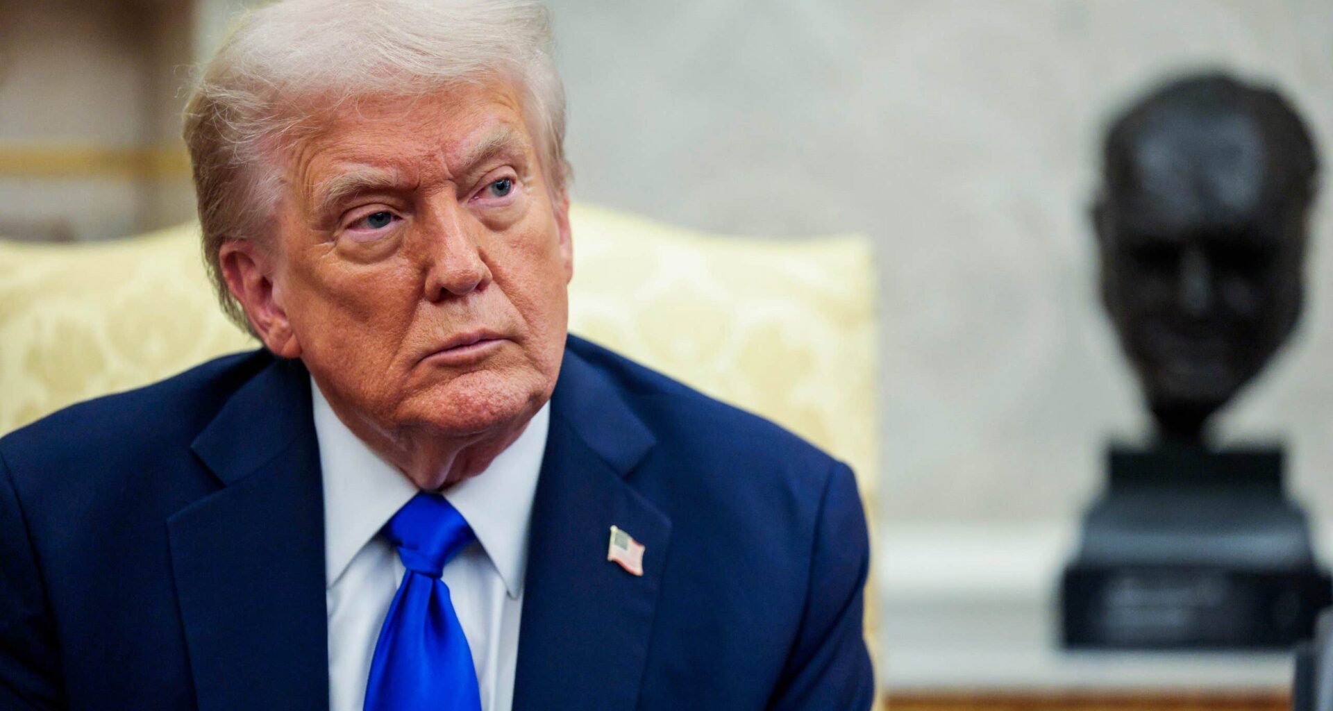 Trumps ilska mitt i krisen: ”Kamikaze” | Världen