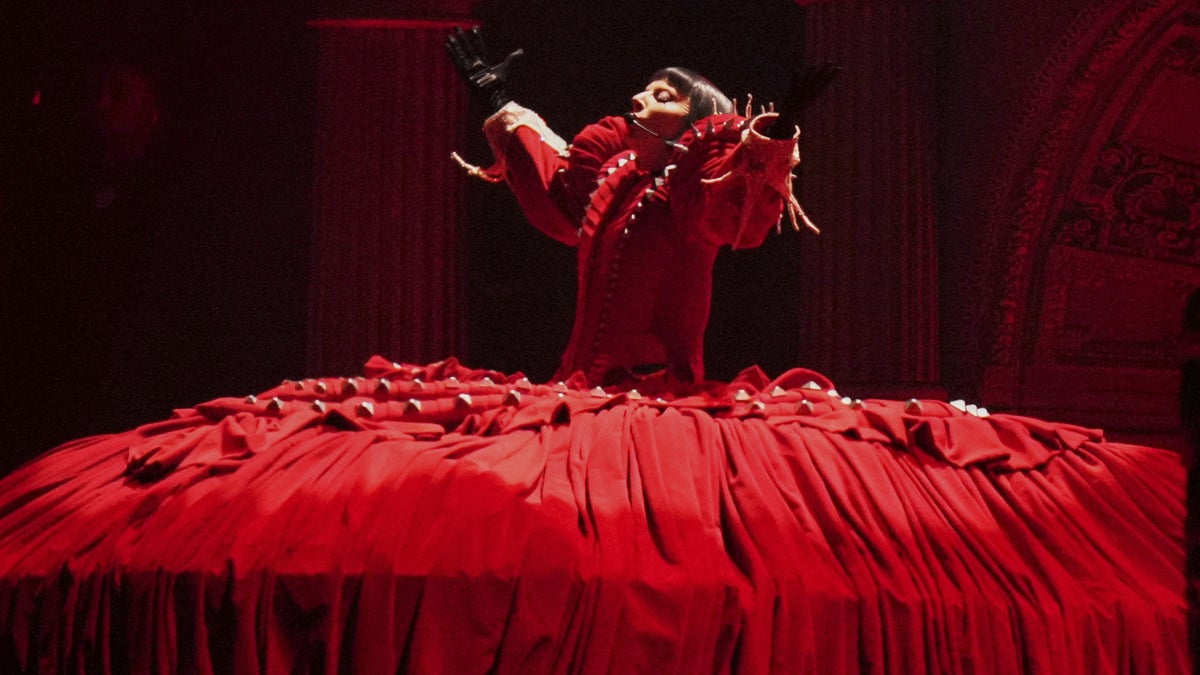 RECENSION: Rosanna Fellman: ”Voj vittu vad Lady Gaga är bra” - Hufvudstadsbladet