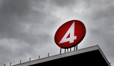 TV4-profilen och hans chef – så skiljer sig versionerna