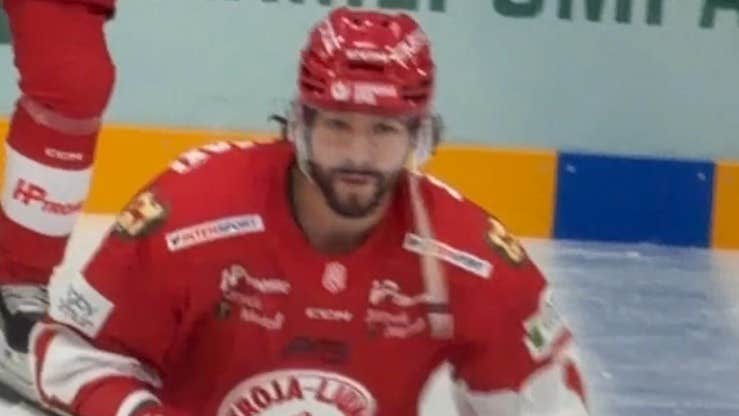 Giordano Finoro sparkas av Troja – flyttar till England | Hockeyallsvenskan