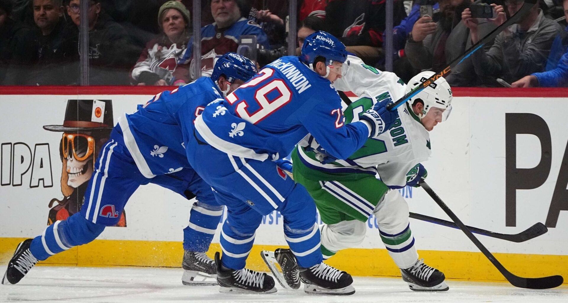 Joel Nyström om makalösa dramatiken innan NHL-debuten: ”Aldrig varit med om det innan” - VF