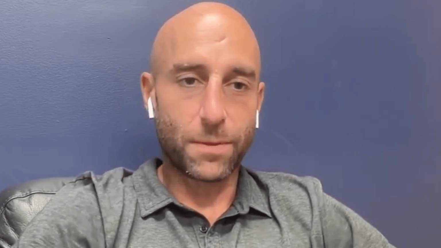 Washington Capitals sparkar tränaren – uppgifter om våld i hemmet | NHL