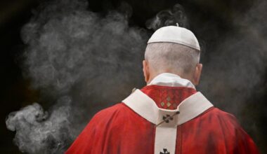 Påven undertecknar apostoliskt brev till minne av 60-årsjubileet för Gravissimum Educationis