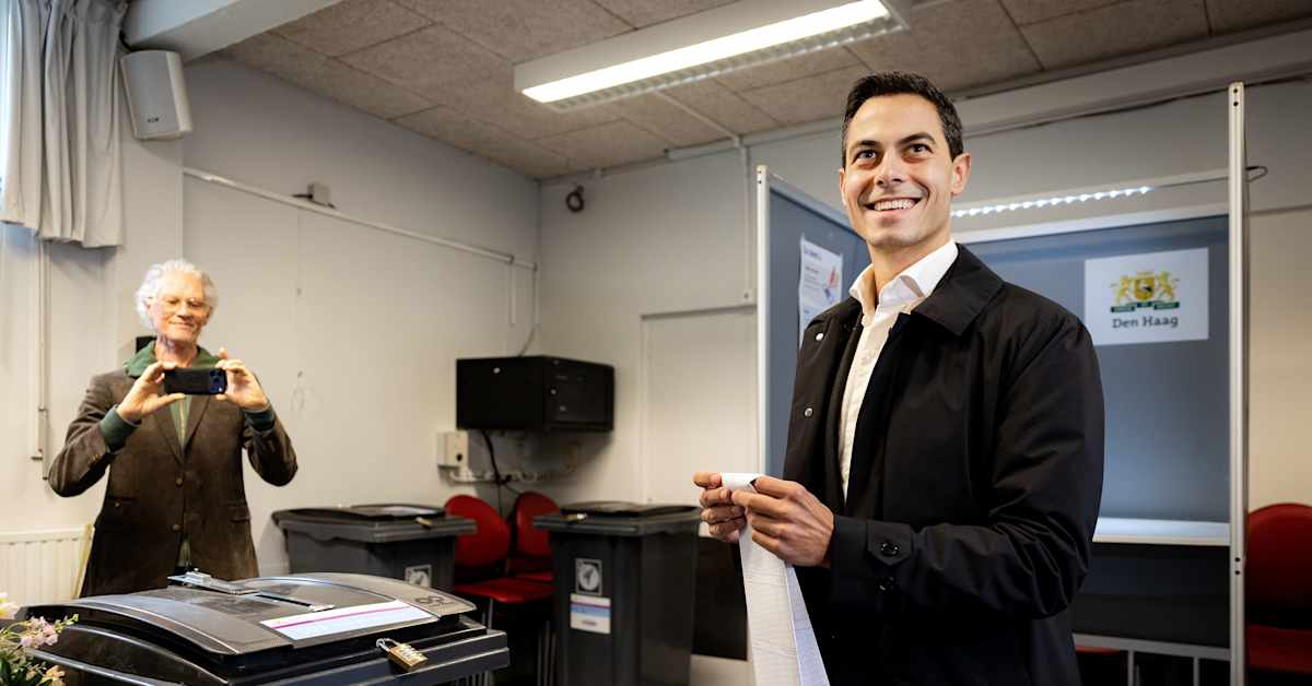 Överraskning i nederländska parlamentsvalet- mittenparti i ledning | Utrikes