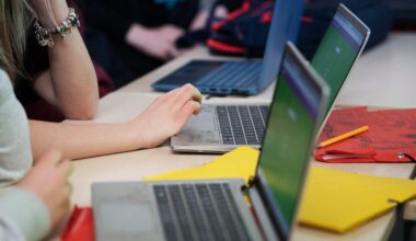 Friskolor har mer problem med glädjebetyg