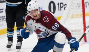 Martin Necas skriver jättekontrakt med Colorado | NHL