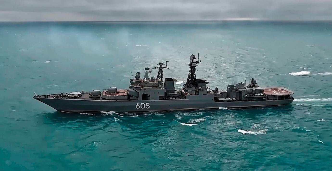 Putin rustar upp vid Kolahalvön