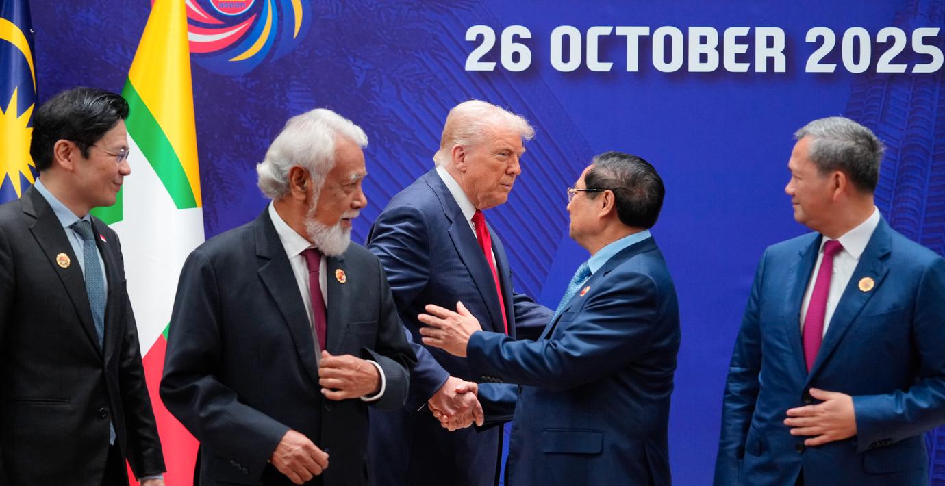 USA står till 100 procent bakom Asien