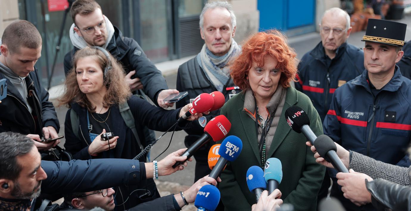 Gripna Louvrenrånarna erkänner sin inblandning