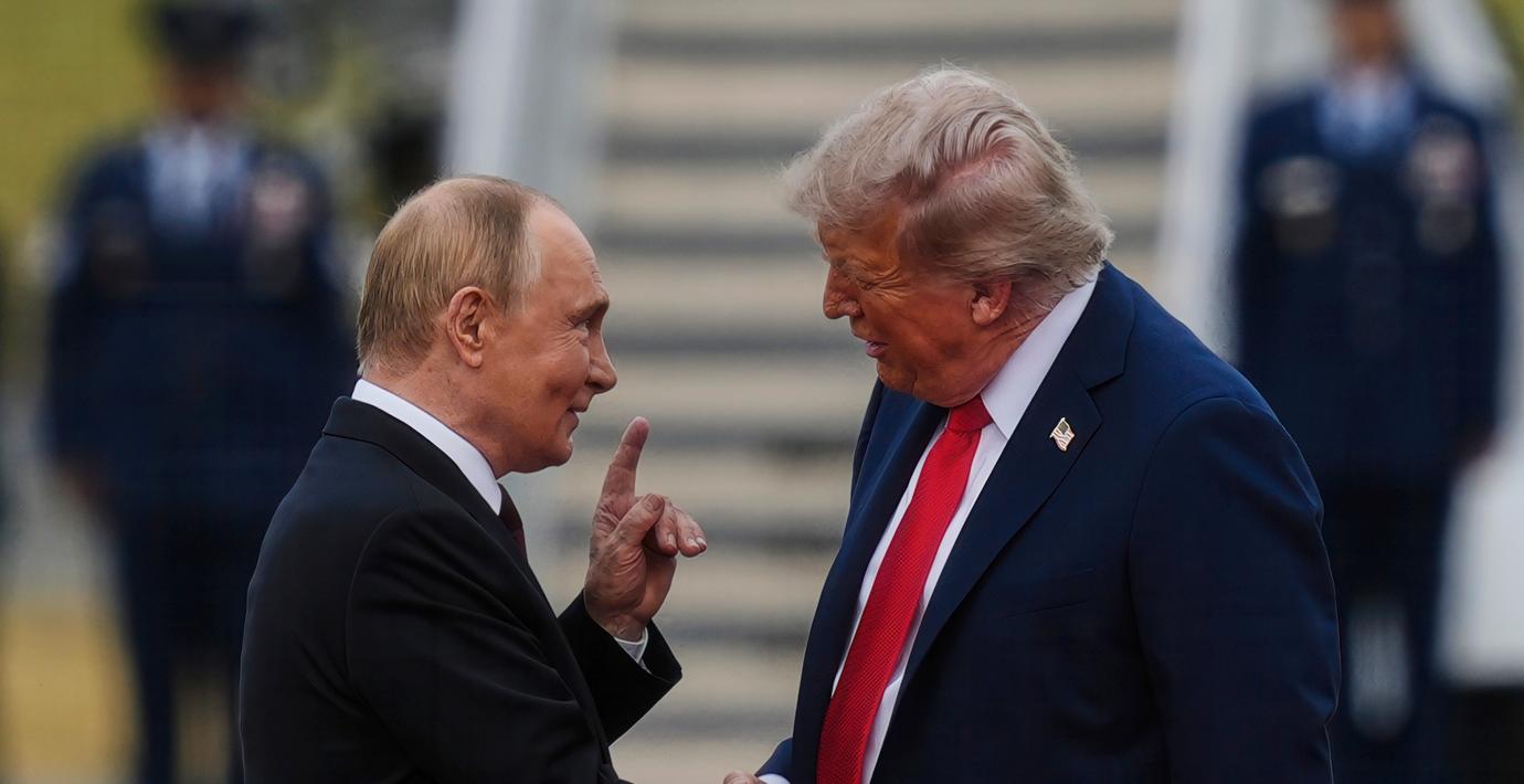 Trump och Putin i samtal inför Zelenskyj-möte
