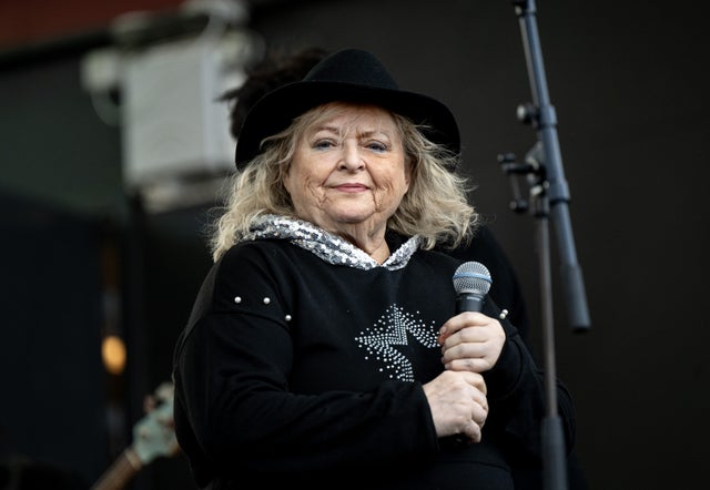 Kikki Danielsson har hyllats för de countryskivor hon spelat in tillsammans med Sulo Karlsson.