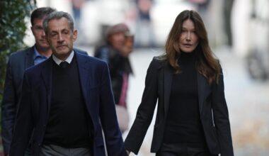Frankrikes ex-president Sarkozy förs till fängelset