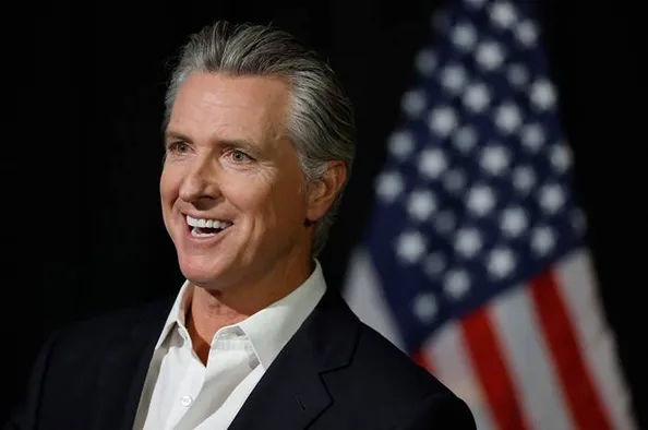 DN Direkt - Newsom överväger presidentvalskandidatur