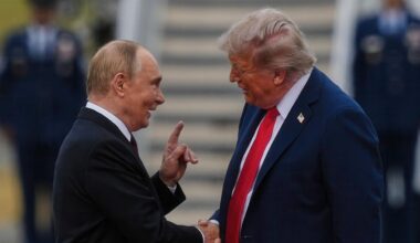 Putins taktik är fjäsk – och det funkar