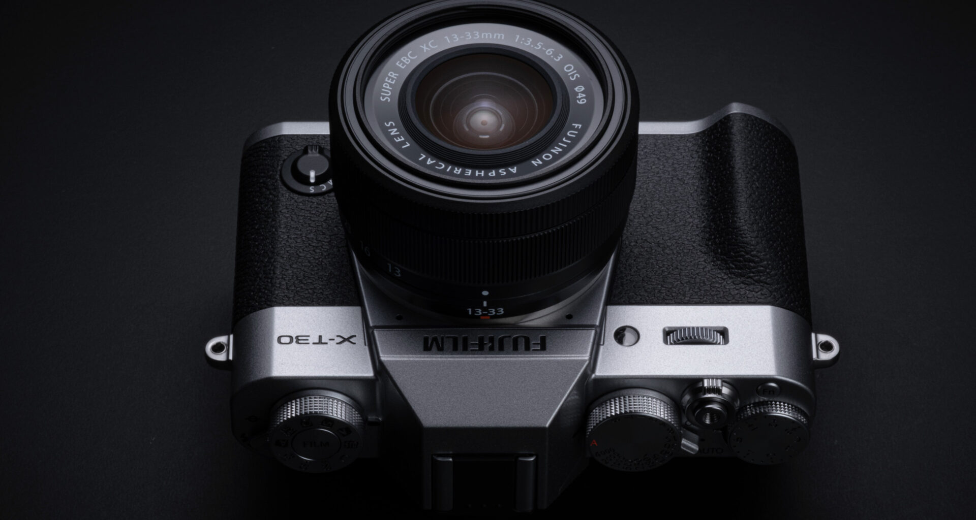 Fujifilm X-T30 III släpps med lätt Fujinon XC 13-33 mm f/3,5-6,3 OIS