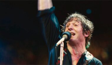 Jeremy Allen White hyllas som dyster Springsteen