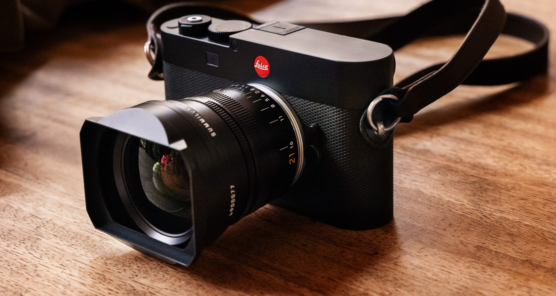 Leica M EV1 har inbyggd elektronisk sökare