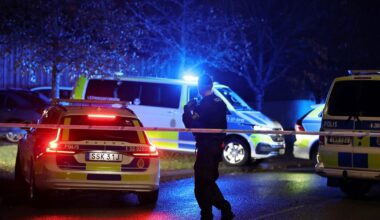 Två personer skjutna i Södertälje – stor polisinsats