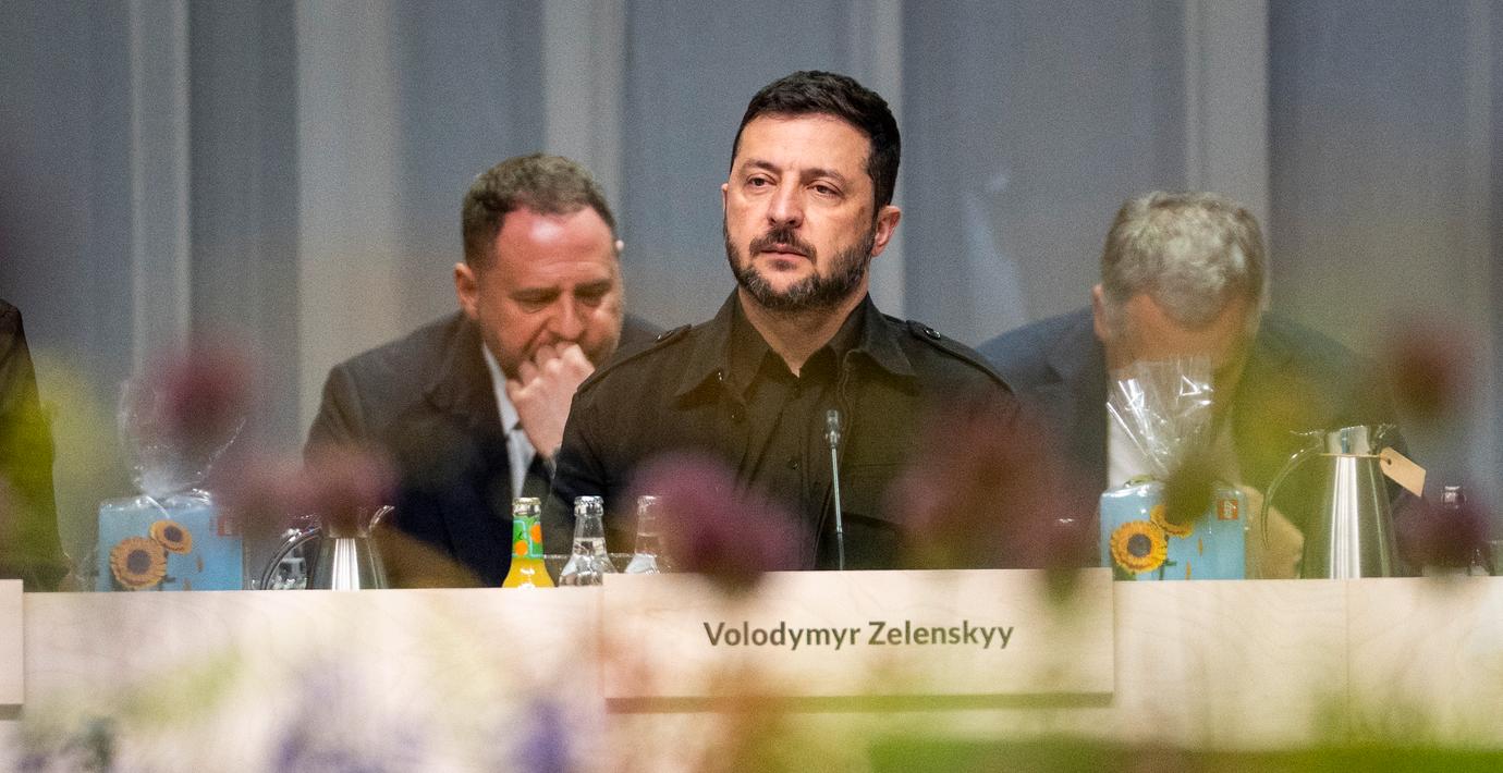 Gränser får inte flyttas med våld