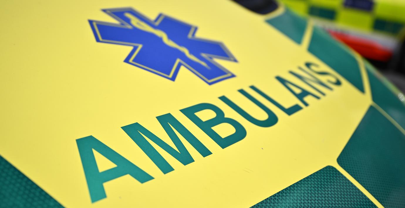 Barn till sjukhus – föll från tredje våningen i Örebro