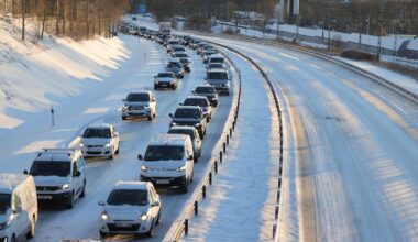Snö på ingång: ”Dags att sätta på vinterdäcken” - Omni