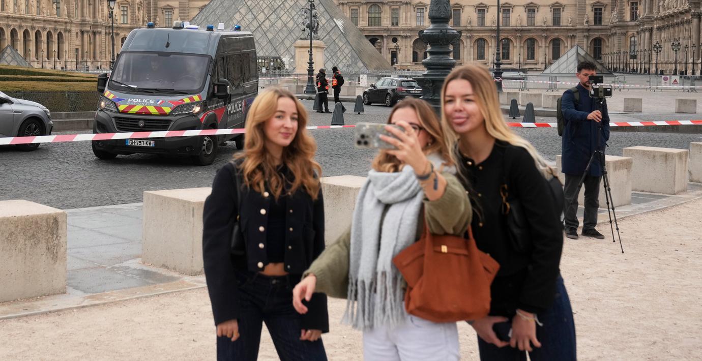 Stöldbytet på Louvren är värt nästan en miljard