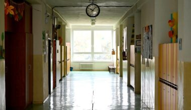 Man döms för sexuella ofredanden mot lågstadieflickor i Uppsala