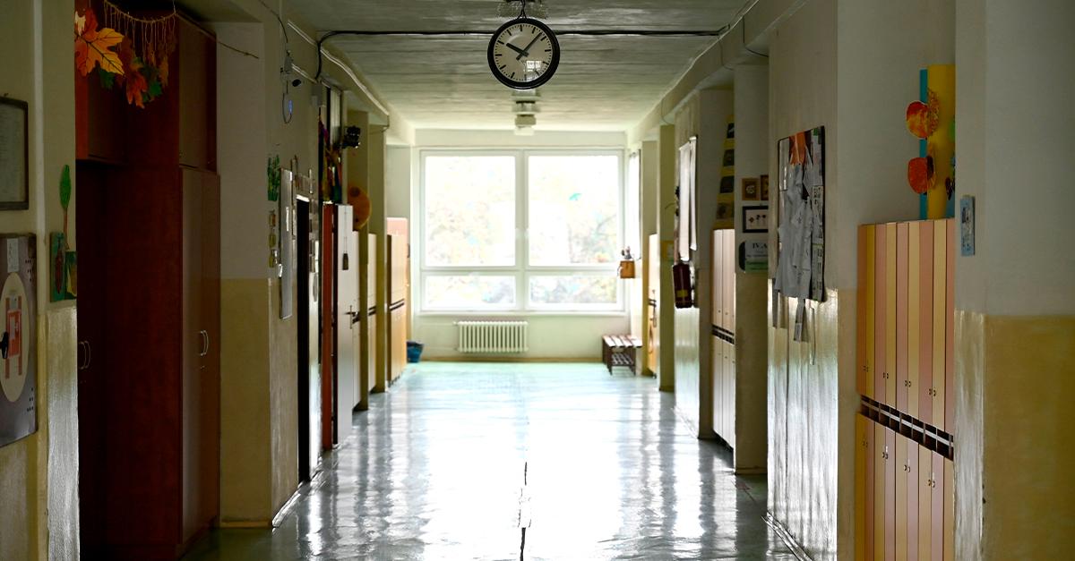 Man döms för sexuella ofredanden mot lågstadieflickor i Uppsala