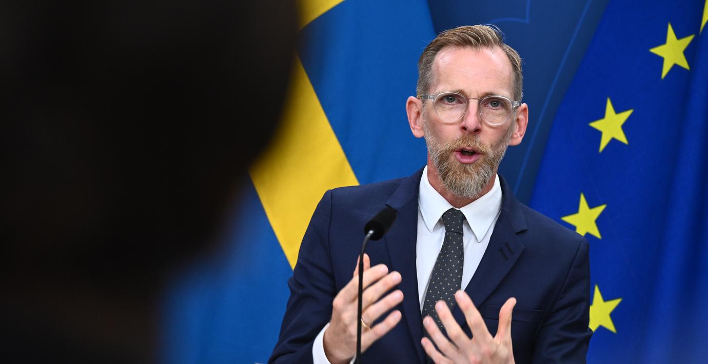 Föräldrar kan teckna skärmkontrakt med ny broschyr