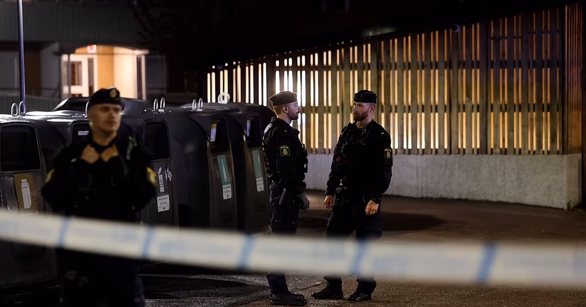 Två personer skjutna i Södertälje