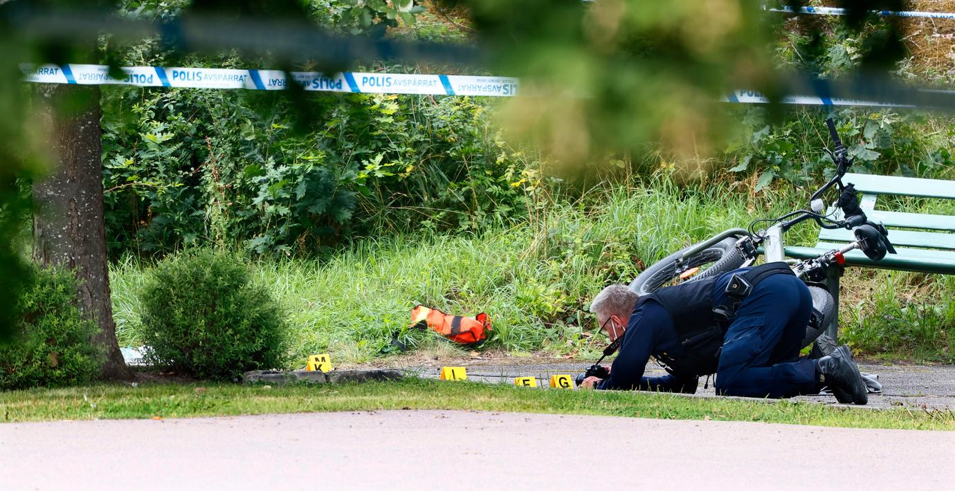 Sex personer döms efter mord på gängledare i Berga