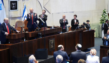 Donald Trump talade i Knesset – fick stående ovationer och lovord