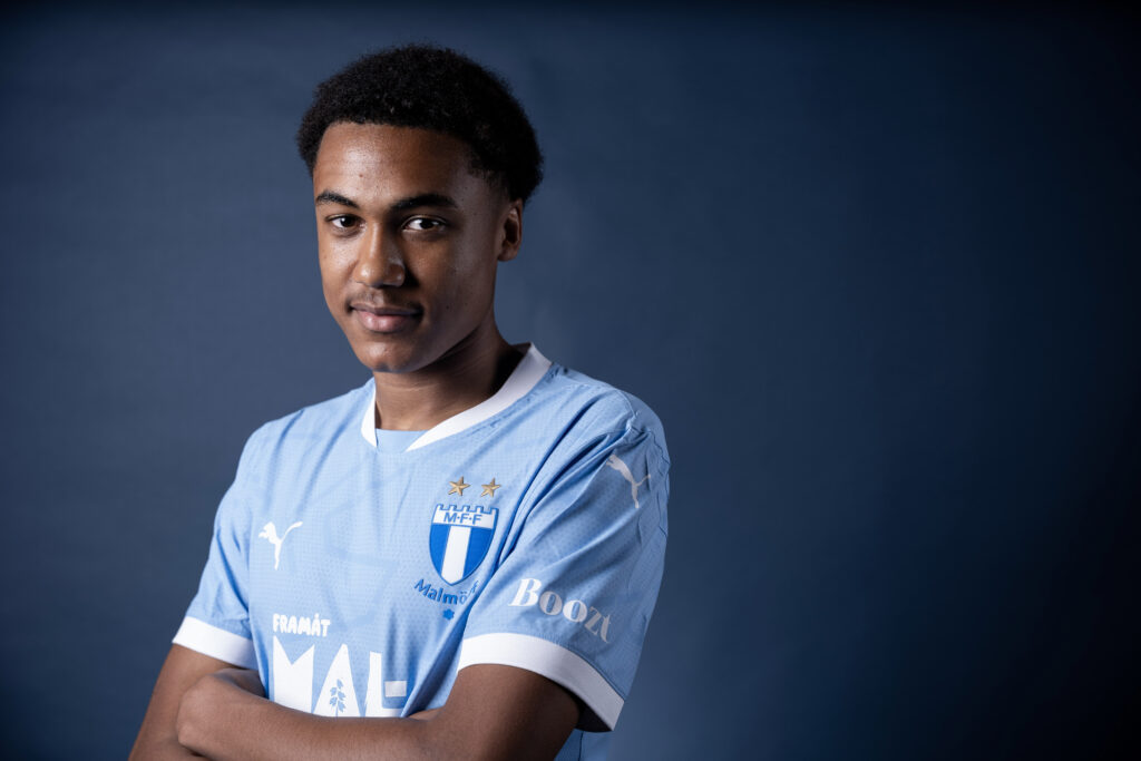 Malmö FF skriver A-kontrakt med Theodor Lundbergh