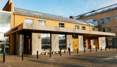 Linköpings tingsrätt har i dag meddelat dom i ett mål rörande mord i stadsdelen Berga i Linköping sommaren 2024.