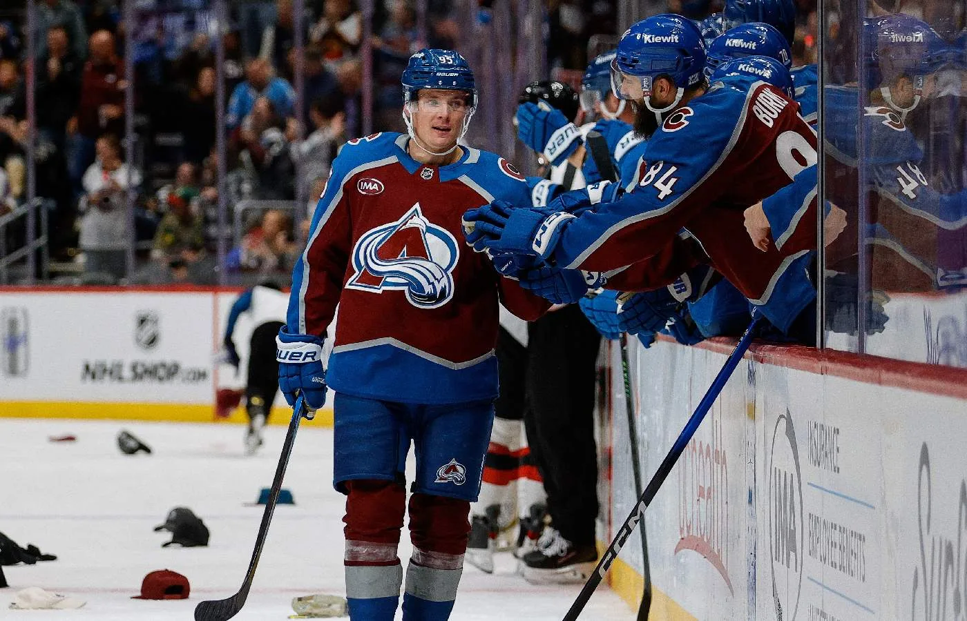 Victor Olofsson blev hjälte för Colorado Avalanche med hattrick