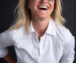 Släpp taget och bli fri: världssuccén Mel Robbins ”Let them-teorin” äntligen på svenska