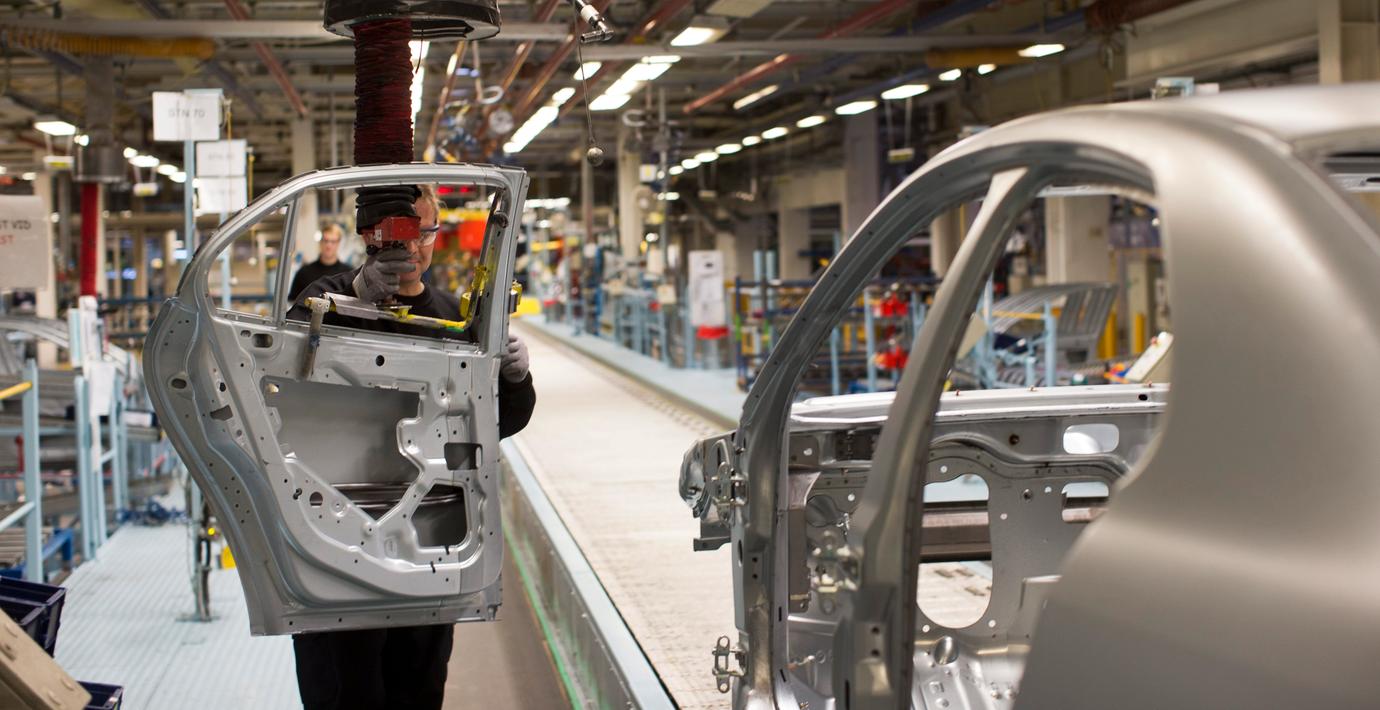 Trump på väg att införa lägre biltullar