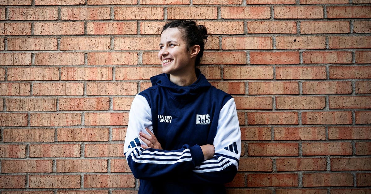 Aleksandra Omelaniuk är stjärna i EVS och officer i Polen