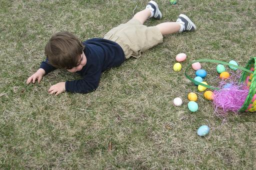 Child falling over and dropping eggs