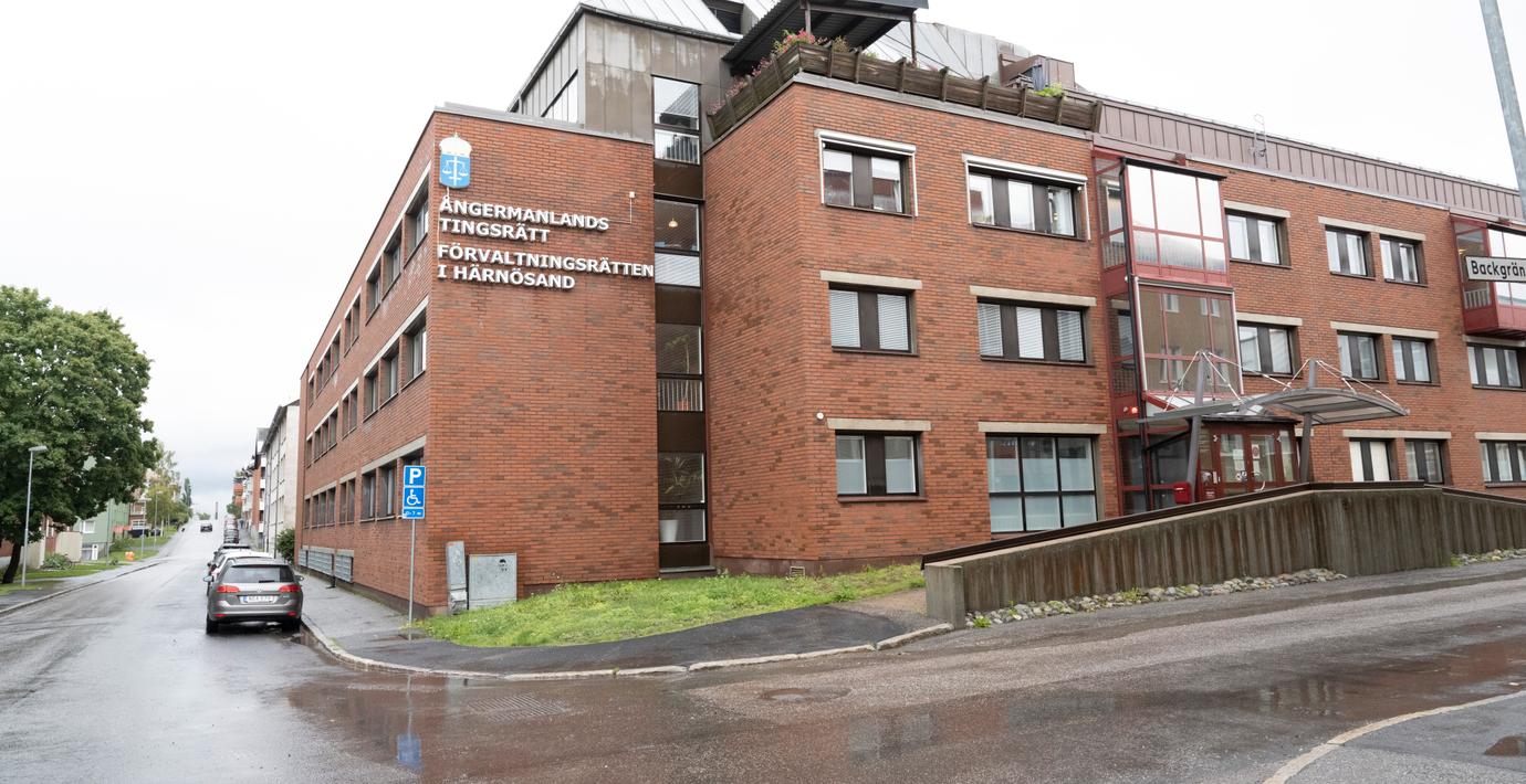 43-åring får livstid för knivmord i Kramfors